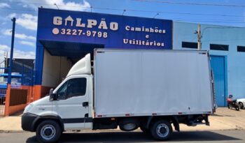 Iveco Daily 35S14 Baú Carga Seca – (2019) – COM PLATAFORMA ELEVATÓRIA completo