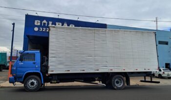VW 13.180 Worker 4X2 TOCO BAÚ – (2000) completo