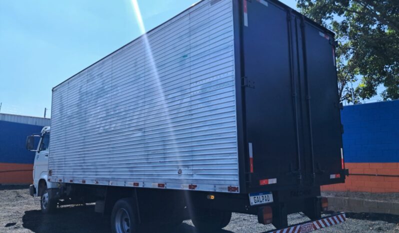 VW 9.150 Worker Baú Carga Seca 4X2 – (2010) completo