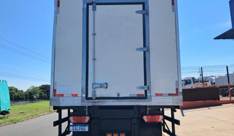 MB Atego 1719 4X2 Baú Refrigerado – (2012) completo