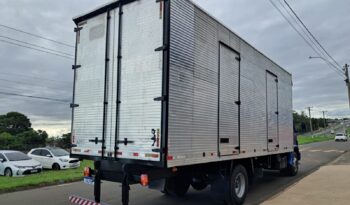 VW 13.180 Worker 4X2 TOCO BAÚ – (2000) completo