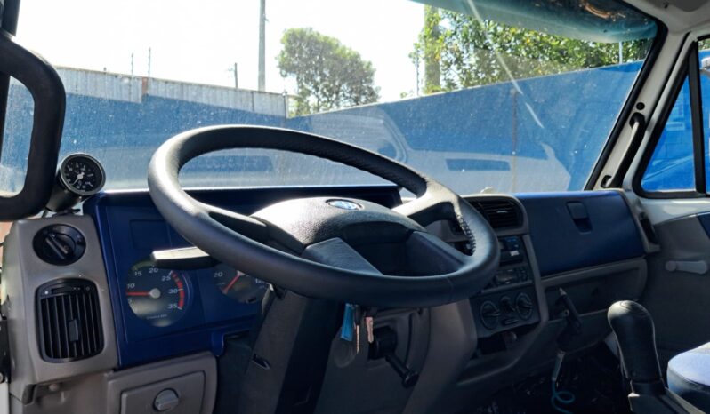 VW 9.150 Worker Baú Carga Seca 4X2 – (2010) completo