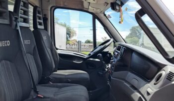 Iveco Daily 35S14 Baú Carga Seca – (2015) completo