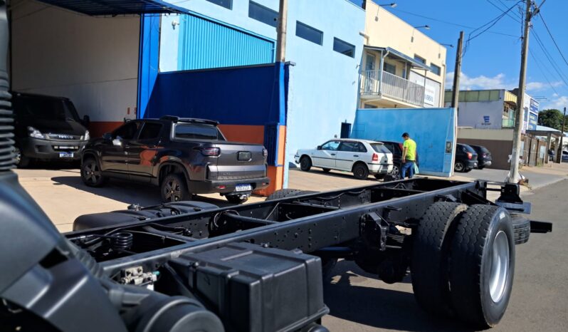 VW 13.190 CRM 4X2 Chassis – (2014) completo