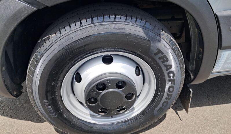 Iveco Daily 35S14 Baú Carga Seca – (2015) completo