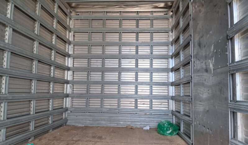 Iveco Daily 35S14 Baú Carga Seca – (2015) completo