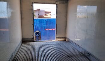 MB Atego 1719 4X2 Baú Refrigerado – (2012) completo