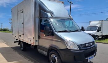 Iveco Daily 35S14 Baú Carga Seca – (2015) completo