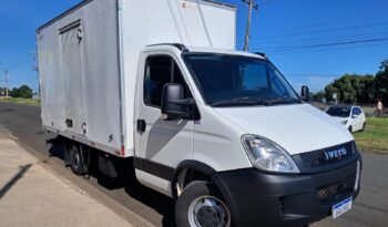 Iveco Daily 35S14 Baú Carga Seca – (2018) completo