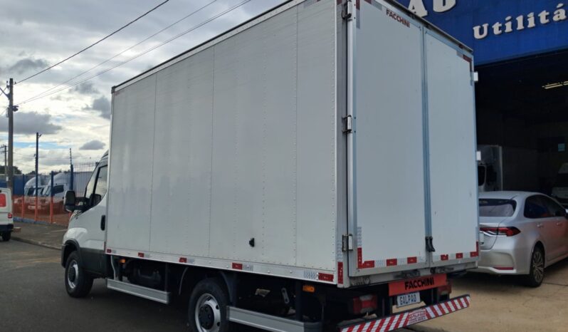 Iveco Daily 35.150 Baú Carga Seca – (2021) completo