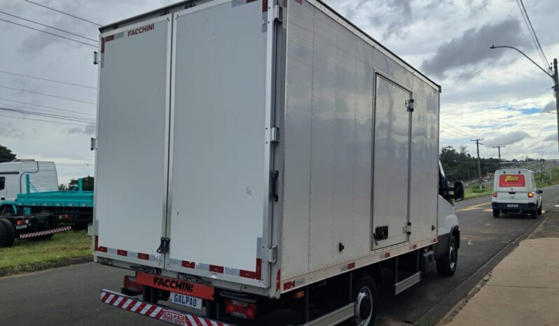 Iveco Daily 35.150 Baú Carga Seca – (2021) completo