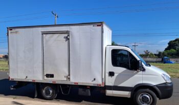 Iveco Daily 35S14 Baú Carga Seca – (2018) completo
