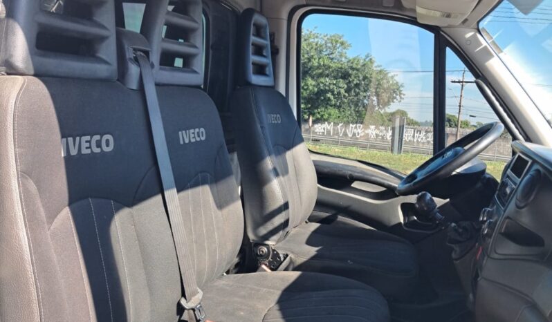 Iveco Daily 35S14 Baú Carga Seca – (2018) completo