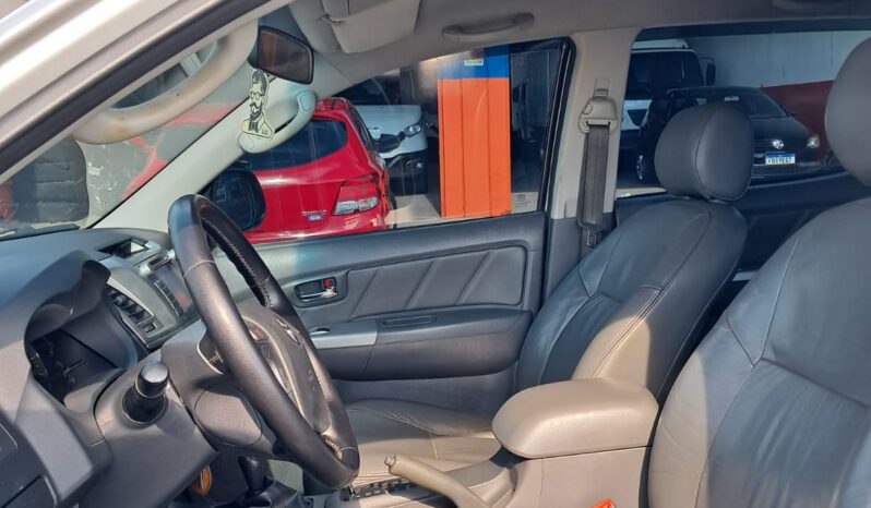 Hilux SRV 3.0 CD D-D4 Diesel 4X4 AT – (2012) completo