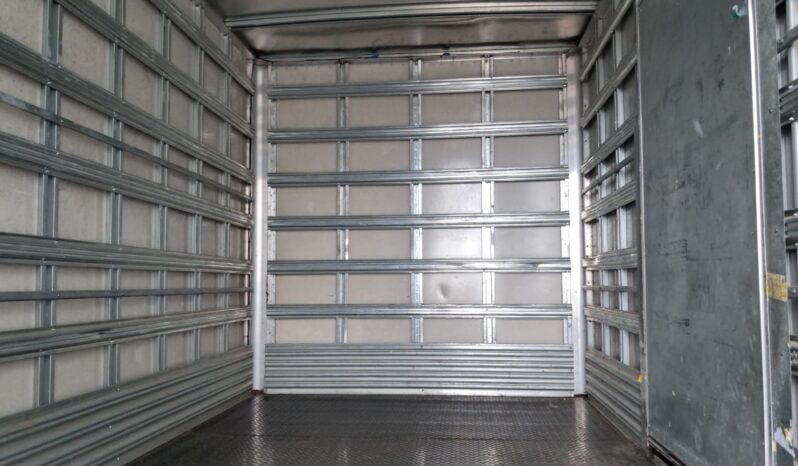 Iveco Daily 35.150 Baú Carga Seca – (2021) completo