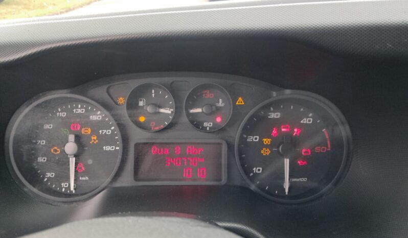 Iveco Daily 35.150 Baú Carga Seca – (2021) completo