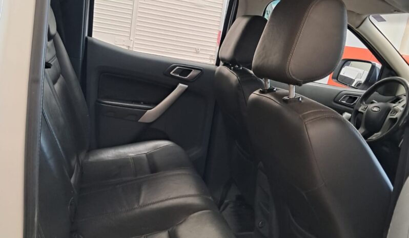 Ford Ranger XLT CD 4X2 2.5 Flex – (2015) completo