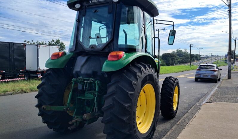 Trator JOHN DEERE 5090 4X4 Cabinado – (2014) completo