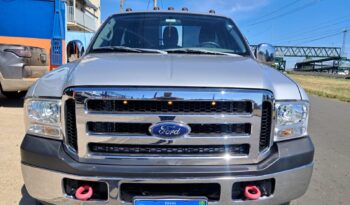 Ford F-250 XL 4X2 – (2004) completo