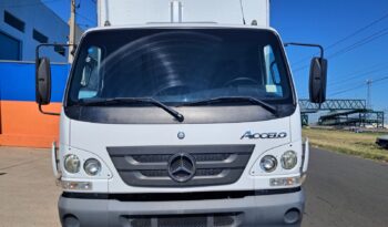 MB Accelo 815C 4X2 Baú Carga Seca – (2016) completo