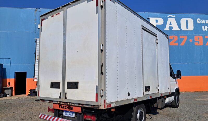 Iveco Daily 35S14 Baú Carga Seca – (2018) completo