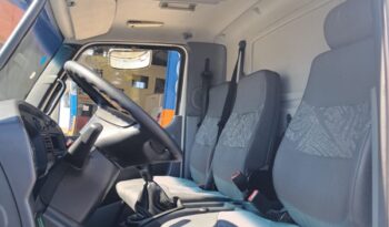 MB Accelo 815C 4X2 Baú Carga Seca – (2016) completo