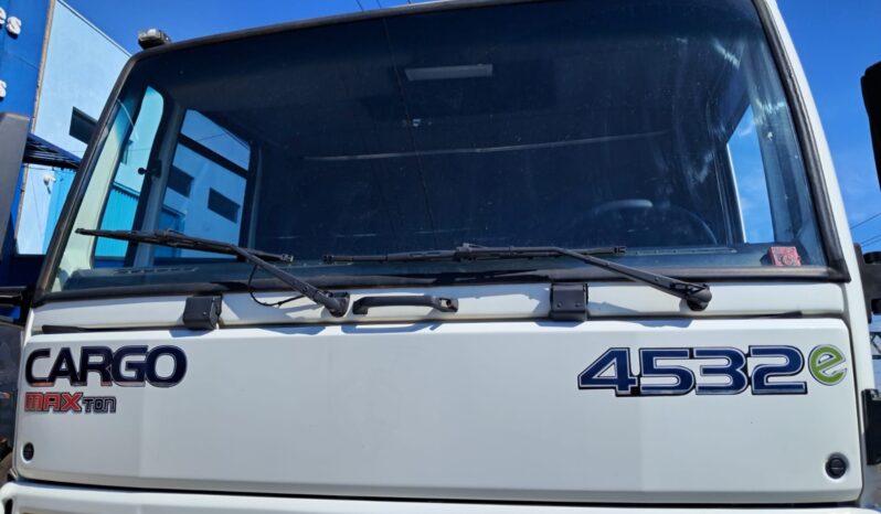 Ford Cargo 4532 6X2 Basculante – (2010) completo