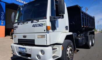 Ford Cargo 4532 6X2 Basculante – (2010) completo