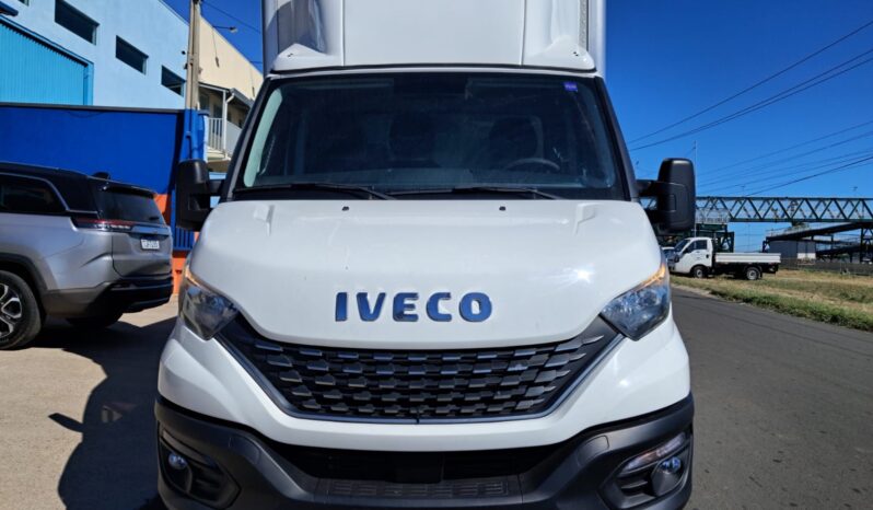 Iveco Daily 35.150 Baú Carga Seca – (2021) completo