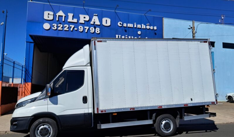 Iveco Daily 35.150 Baú Carga Seca – (2021) completo