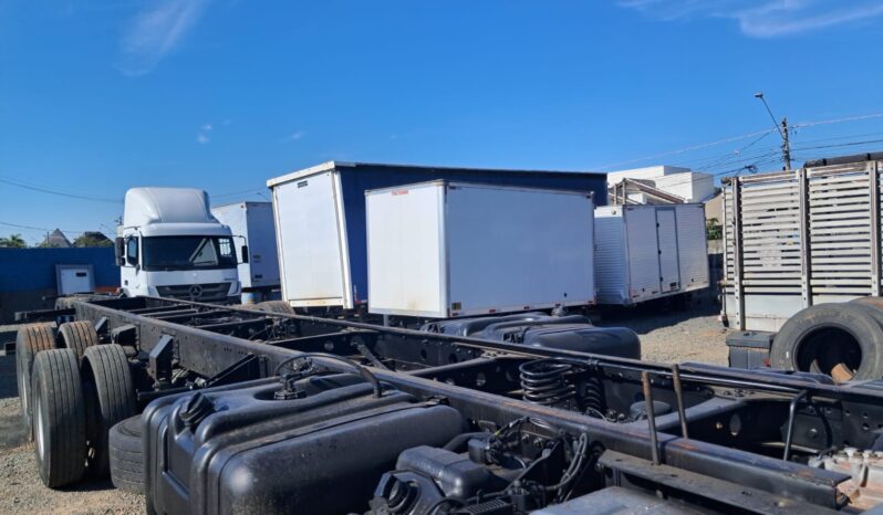 MB Atego 2426 CE 6X2 Chassis – (2014) completo