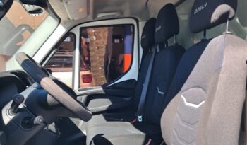 Iveco Daily 35.150 Baú Carga Seca – (2021) completo