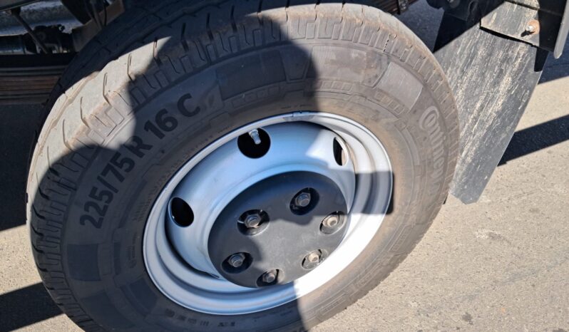 Iveco Daily 35.150 Baú Carga Seca – (2021) completo