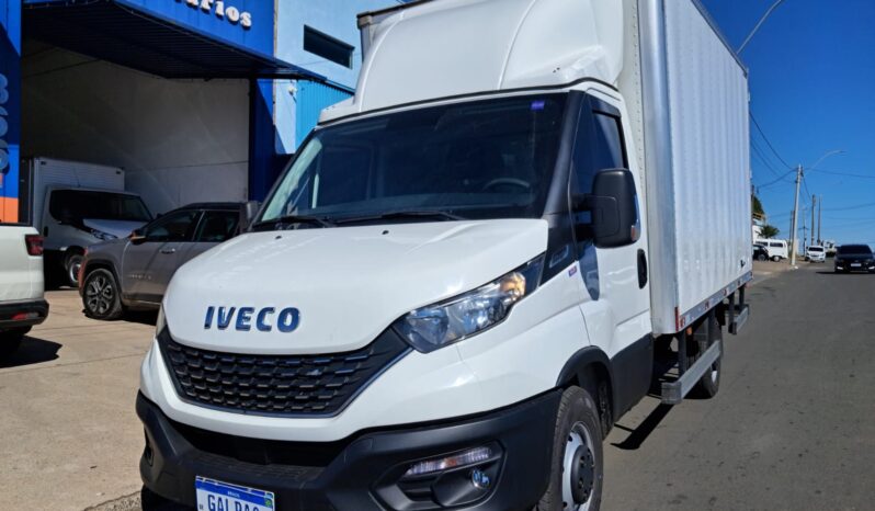 Iveco Daily 35.150 Baú Carga Seca – (2021) completo