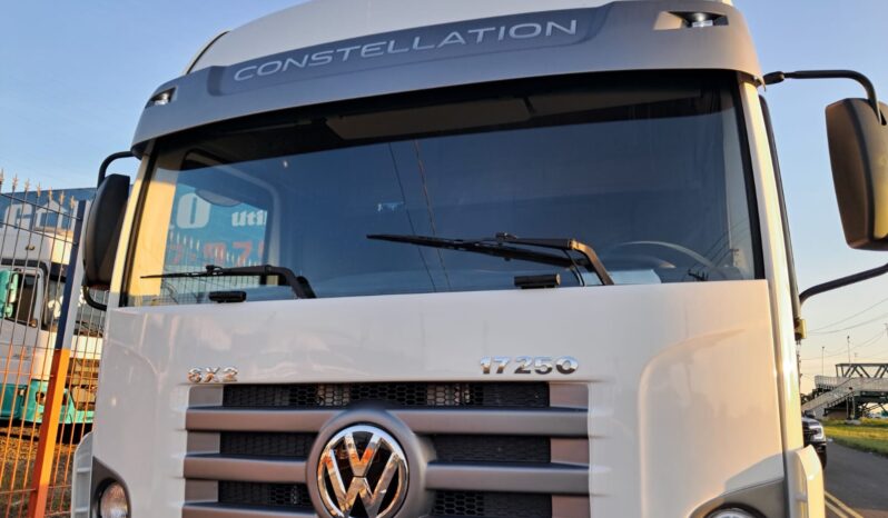 VW 17.250 C.Leito 6X2 Chassis – (2010) completo