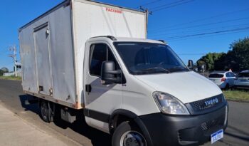 Iveco Daily 35S14 Baú Carga Seca – (2018) completo