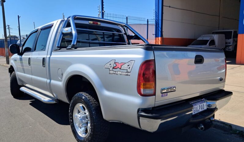 Ford F-250 SUPER DUTY XLT CD 4X4 Diesel – (2009) completo