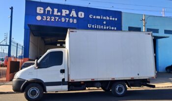 Iveco Daily 35S14 Baú Carga Seca – (2018) completo