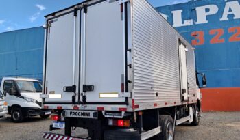 MB Accelo 1016 4X2 Baú Refrigerado – (2012) completo
