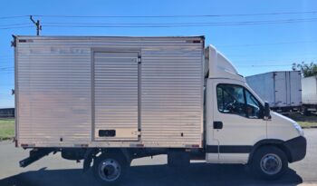 Iveco Daily 35S14 Baú Carga Seca – (2014) completo