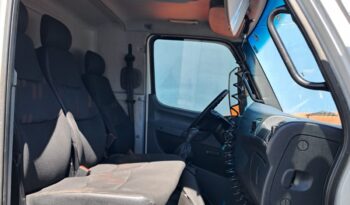 M.Benz Accelo 1016 4X2 Baú Carga Seca – (2021) completo