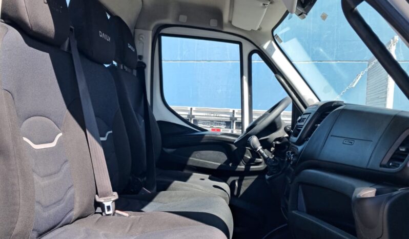 Iveco Daily 35.150 4X2 Chassis – (2021) completo