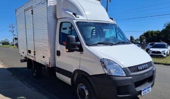 Iveco Daily 35S14 Baú Carga Seca – (2014) completo