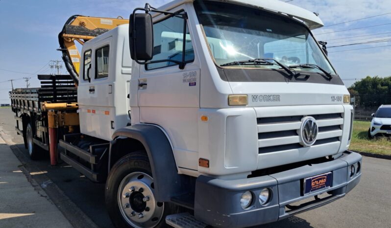 VW 13.180 Worker 4X2 – (2011) – Munck/Carroceria completo