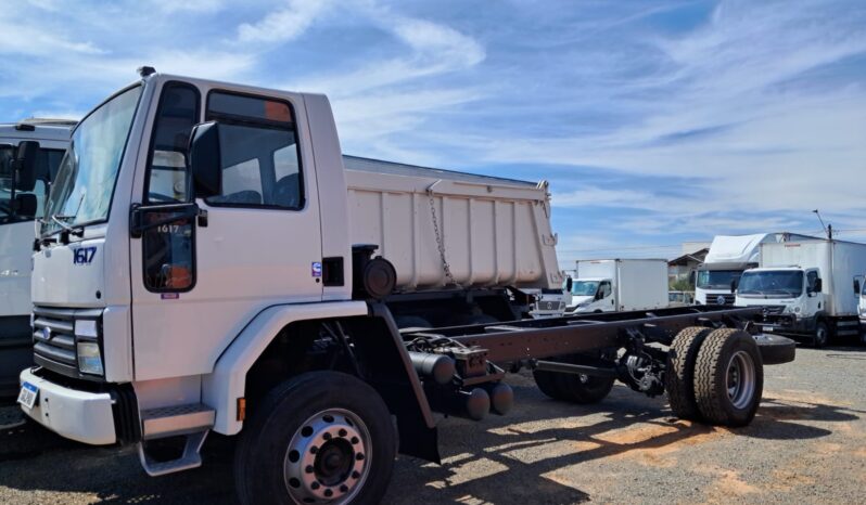 Ford Cargo 1617 4X2 Chassis – (1997) completo