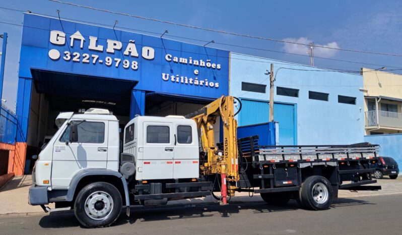 VW 13.180 Worker 4X2 – (2011) – Munck/Carroceria completo