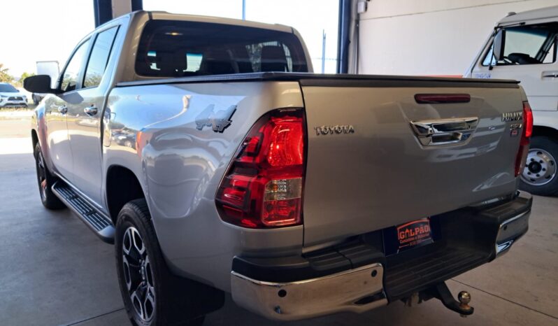 TOYOTA HILUX SRV CD 2.8 4X4 DIESEL AT – (2024) completo