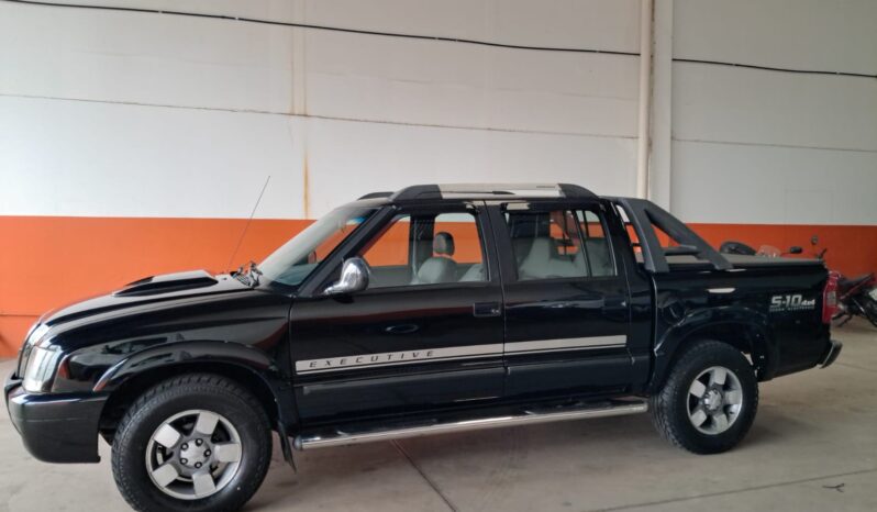 GM – S10 Executive 2.8 CD 4X4 Diesel – (2011) completo