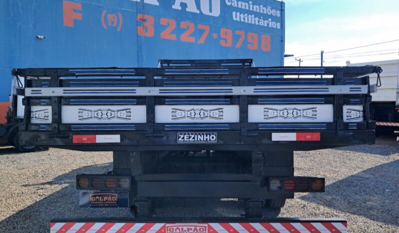 MB 710 Plus 4X2 Carroceria – (2009) completo