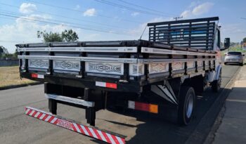 MB 710 Plus 4X2 Carroceria – (2011) completo